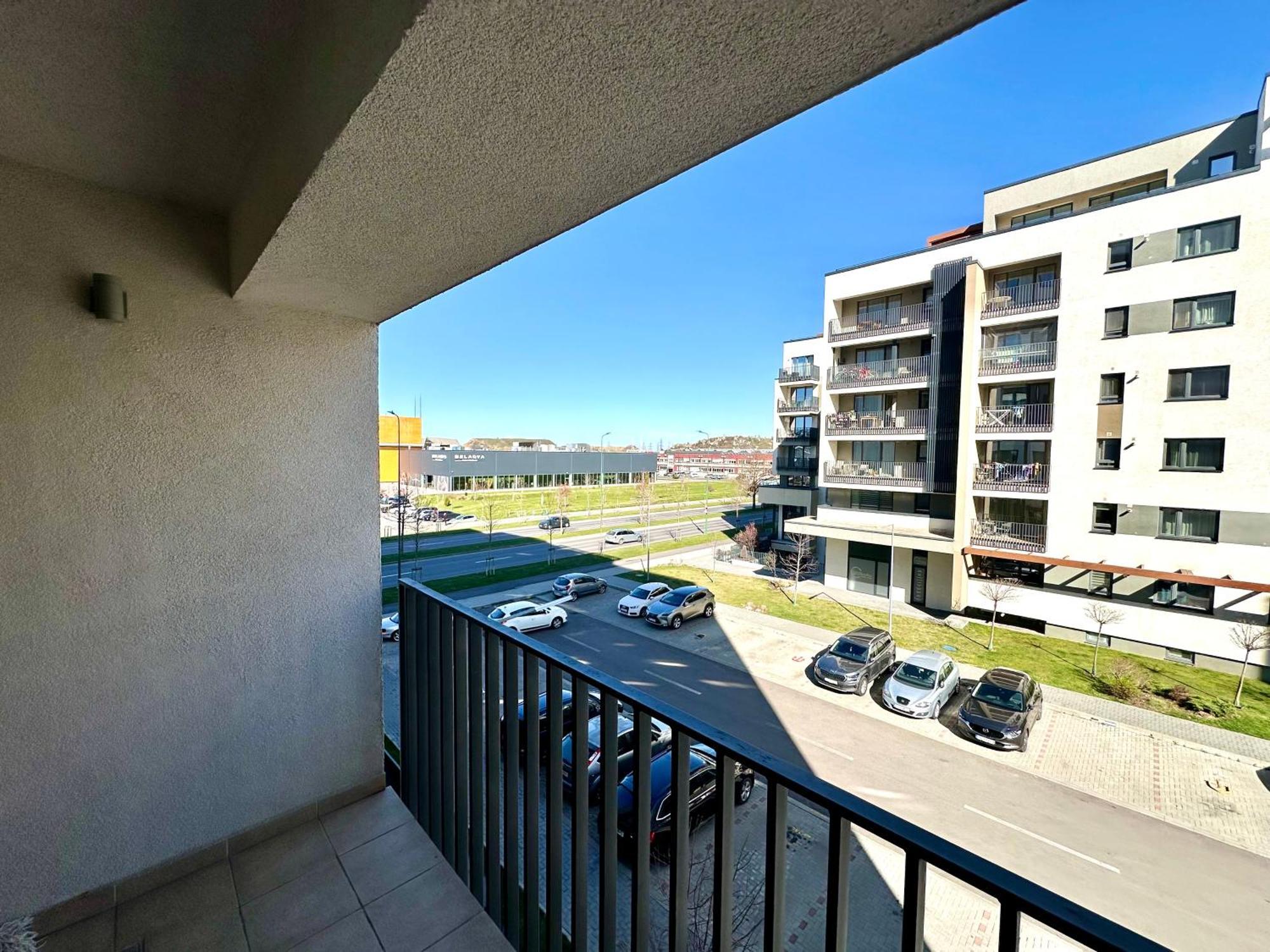 Kasper Coresi Mall - Rise Private Apartments & Suites Брашов Экстерьер фото