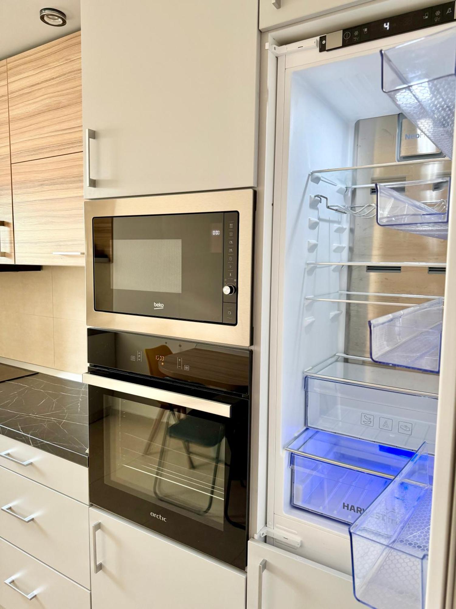 Kasper Coresi Mall - Rise Private Apartments & Suites Брашов Экстерьер фото
