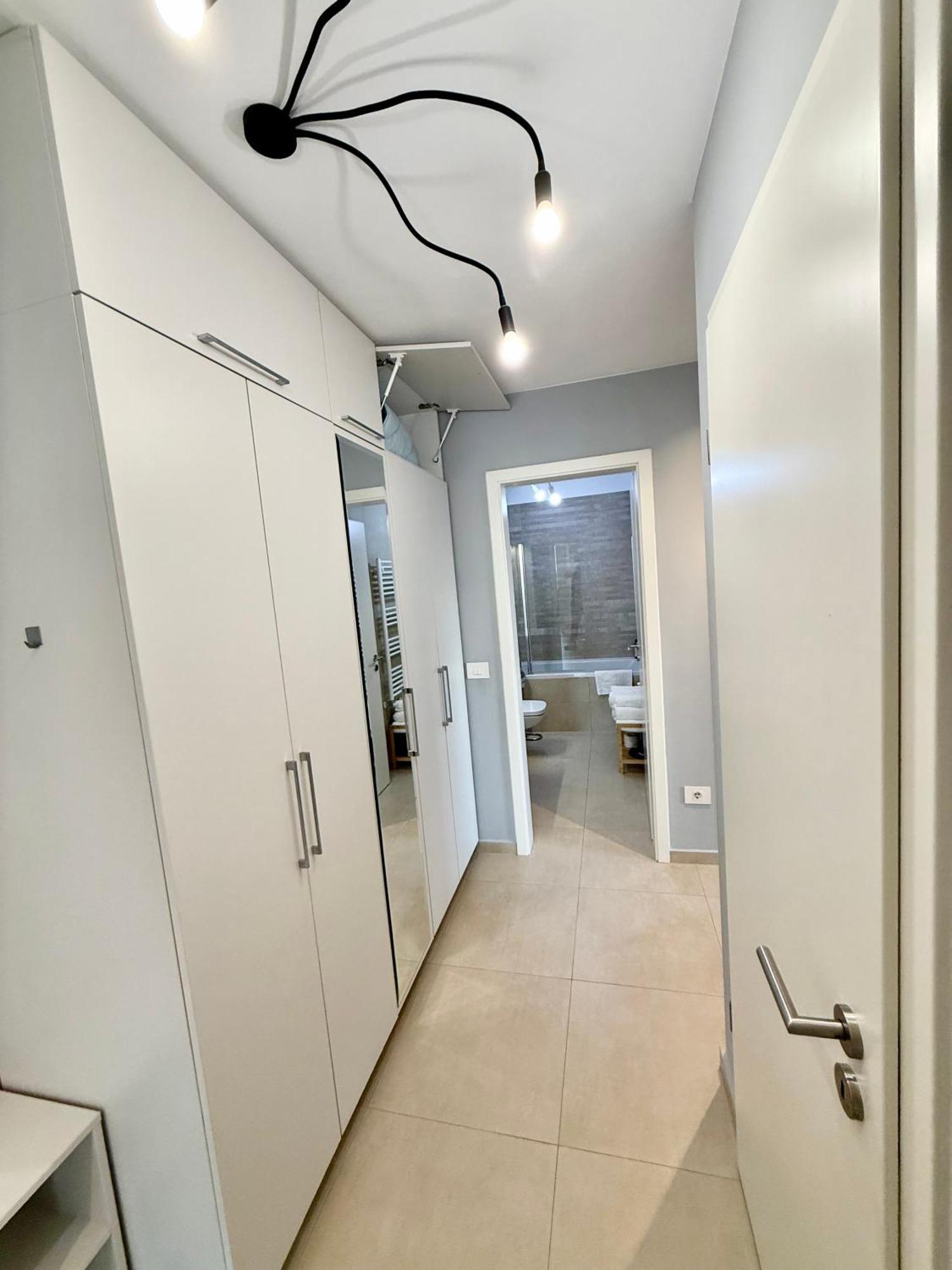 Kasper Coresi Mall - Rise Private Apartments & Suites Брашов Экстерьер фото